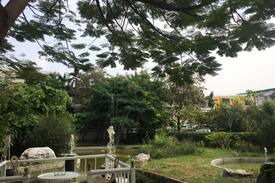 Ban Chang Lo House | ECO FRIENDLY HOUSE IN LOCAL NEIGHBORHOOD