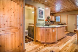 Incline Village Cabin | 999 Lakeshore | Beachfront Ski Cabin | Tahoe (#47)