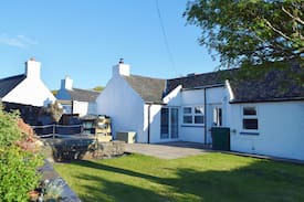 Isle of Luing Cabin | Number 10, Cullipool, Isle of Luing