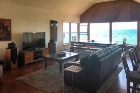 Portage House | Awesome Lake Michigan Lakefront