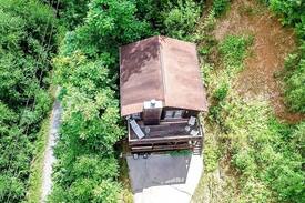 Gatlinburg - Pigeon Forge Cabin | Pioneer Patriot Close to Pigeon Forge/Gatlinburg