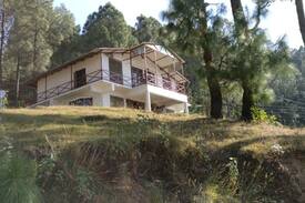 Lansdowne Apartment | Rustic Villa Stay in Lansdowne- Sunset Villa