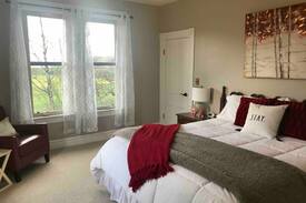 Carlotta Bed & Breakfast | Bud & Breakfast @ Riverbar Pharms, Sunset Suite