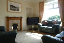 Tighnabruaich Cabin | Airy Cottage, Kames, Tighnabruaich