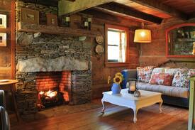Clyde Cabin | The Cabin at Hidden Valley Farm NC