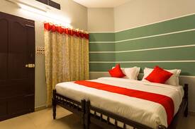 Nedumbassery Hotel | 1 BR Alluring Stay Near Angamaly