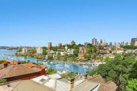 North Sydney Apartment | Harbour Views from North Sydney High Street