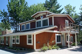 Southwest Harbor House | Rose Cottage in Acadia, 5 minute walk into town