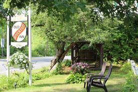 Riverton Bed & Breakfast | Old Riverton Inn Bed and Breakfast