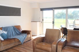 Cohuna House | Bower Bend Bungalow