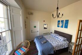 Tenby Apartment | Garden Vista - Awarded Beach of the year 2019 ***