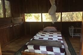 Sari Harjo House | Omah Pari, Penginapan dengan nuansa desa.