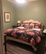 Tignall House | Cozy Waterfront Cabin and Dock on Clarks Hill Lake