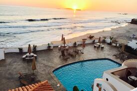 Parcela 39 Apartment | Turtle’s Cove; Beach Front Condo; Villas, 202