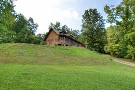 Whittier Cabin | Percy's Paradise Cabin-Smoky Mountains-Cherokee