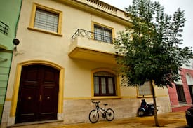 Barrio Sur Apartment | SINGLE AND CLOSE TO EVERYTHING