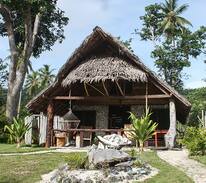 Port Olry Bed & Breakfast | Port Olry Beach Bungalows & Chez Louis Restuarant