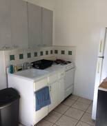 Hollywood Hills Apartment | PERFECTLY LOCATED HOLLYWOOD HILLS STUDIO