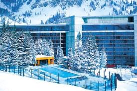 Salt Lake Mountain Resorts Apartment | Pinnacle Condominium at Cliff Lodge