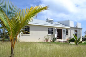 Inch Marlowe House | Mike's Beach House