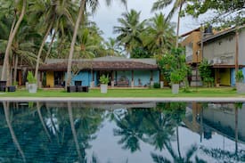 Wadduwa Villa | Wadduwa Beach Villas - Family Beach Cottage