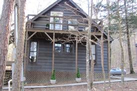 Caddo Gap House | Peace Valley Sanctuary- Tree Tops Cabin Studio