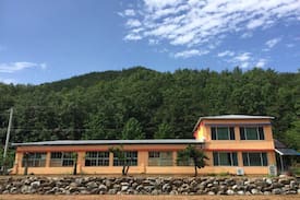 Cheongsong House | 청송어울림마당-소나무집 (최대 12명) 힐링여행-만화책 구비