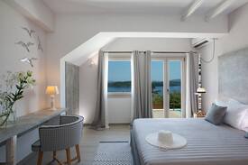 Perigiali House | Villa Aelia with private pool (Celestia Villas)
