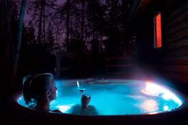 Sainte-Cecile de Masham Cabin | Lakeside Cozy Bear Cabin