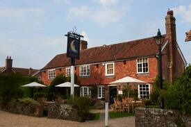Billingshurst Bed & Breakfast | Half Moon Kirdford