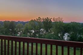 Sloans Valley House | Red Roof Retreat on beautiful Lake Cumberland