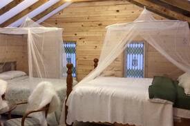 Unorganized North East Parry Sound Cabin | Algonquin Moose Lodge -Moose Lodge cabin