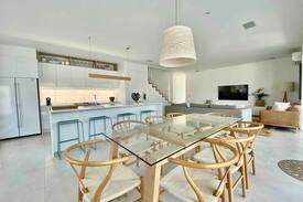 Sapphire Beach House | Slice of Sapphire Oceanstay