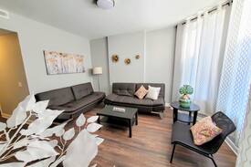 Armour Square Apartment | Oasis 4 #1S - 4 Bedroom Condo - McCormick Place