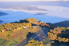 Mountain Air House | NEW to AirBnB! Highland House-home of luxury in Mountain Air, Burnsville, NC!