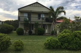 Port Welshpool House | 160 Steps Beach House Port Welshpool