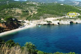 Skinaria Apartment | Makris Gialos Suites by the beach / C