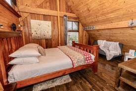 Gingkin Cabin | Tarakuanna Chalet Escape near Jenolan Caves