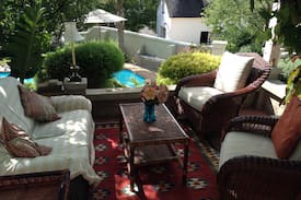 Swellendam House | Victoria Guest House...Central and Private