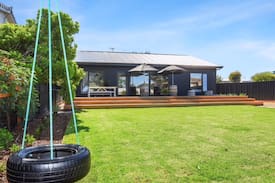 Goolwa South House | The Skating Minister on Bunyip- wifi+pet friendly