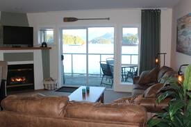 Tofino Apartment | Sienna's Harbour House