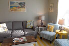 Astoria House | Home on the bay in Astoria