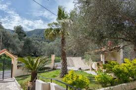 Milia House | Villa Billy's - Holidays in Nature