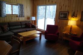 Backus House | Guest Cabin on Lake Hattie Peaceful Refuge