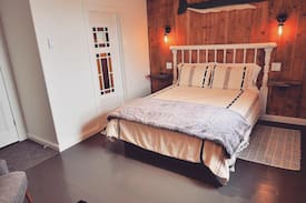 Trinity East Hotel | Peace Cove Inn Room # 2 Oceanview