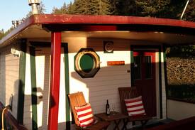 Brinnon Boat Rental | HOUSEBOAT FOR 2 or 3: Get-Away *Weekday Specials