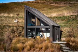 Lake Hayes House | Kiwi Chalet