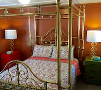 Prescott House | Goodwin Street Getaway