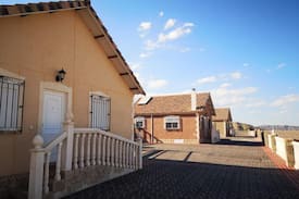 Ferez Cabin | Casa Rural 5. Finca La Ecarada. Férez (Albacete)