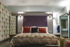 Arden Villa | Studio lodge at Loch Lomond: Chestnut